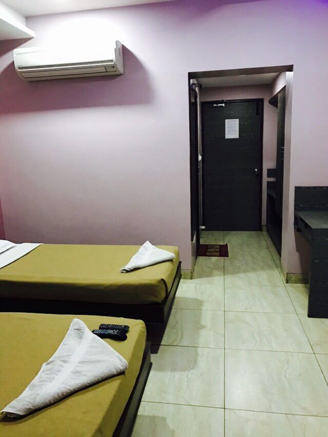 Iroomz Vaishali Residency Bellary Exterior foto